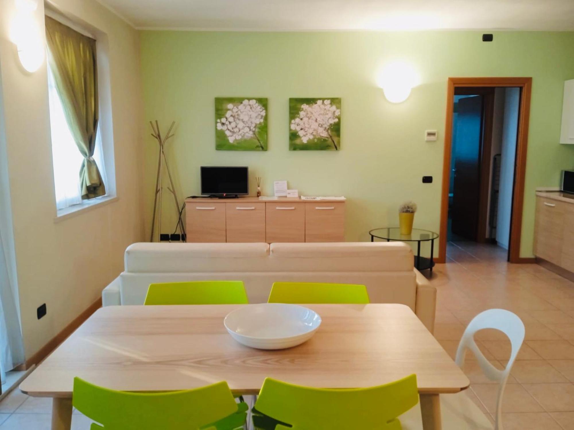 Residenza Villa Corno Alto Luaran gambar
