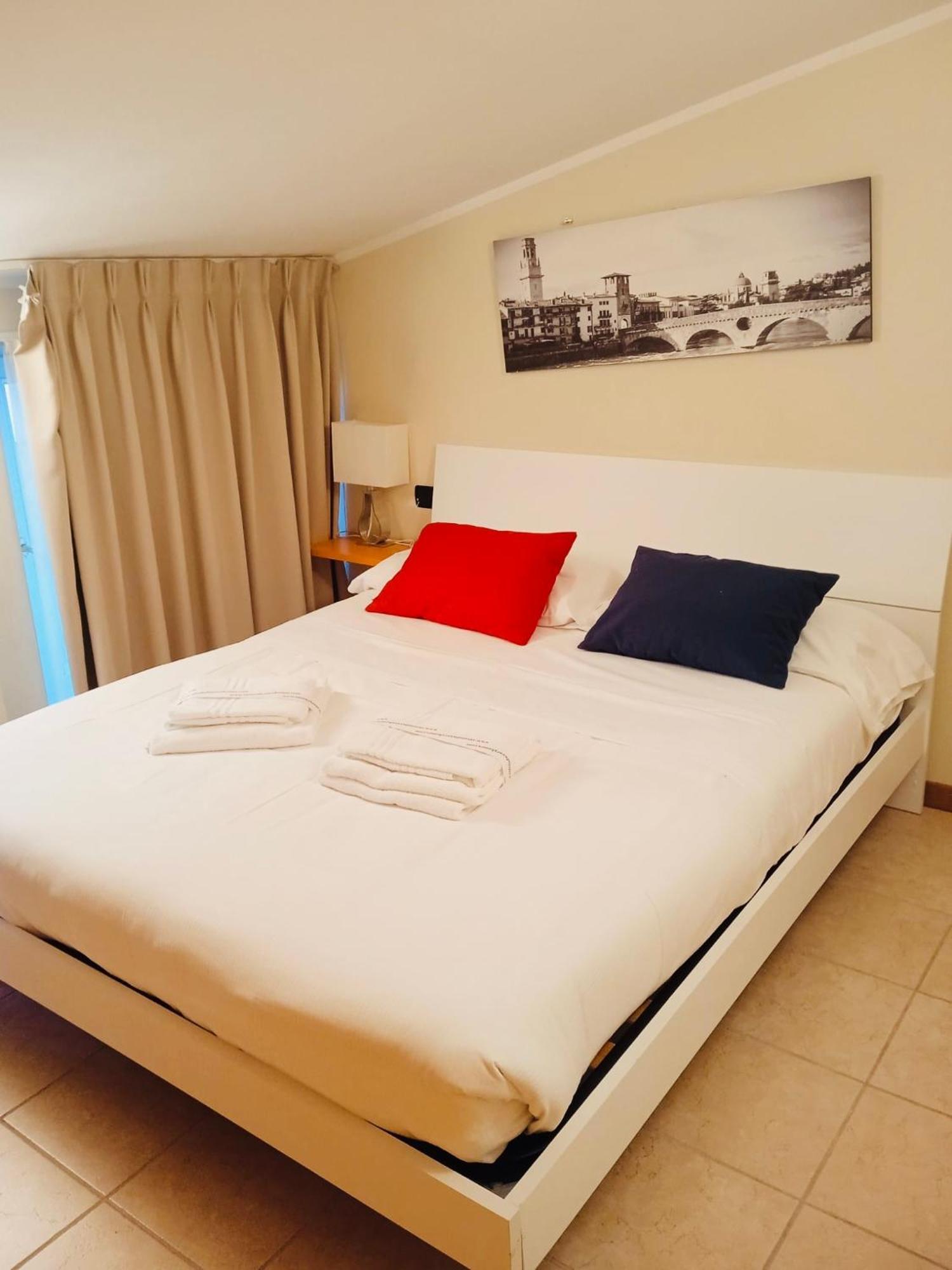 Residenza Villa Corno Alto Luaran gambar