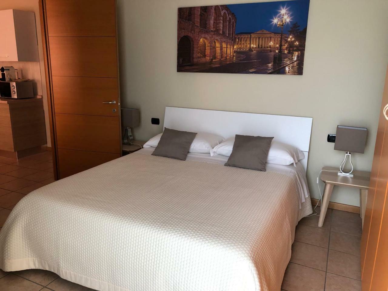 Residenza Villa Corno Alto Luaran gambar