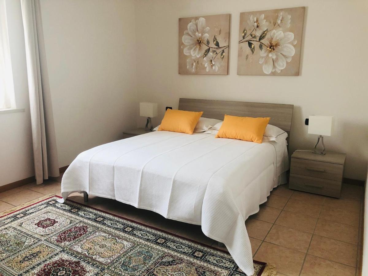 Residenza Villa Corno Alto Luaran gambar